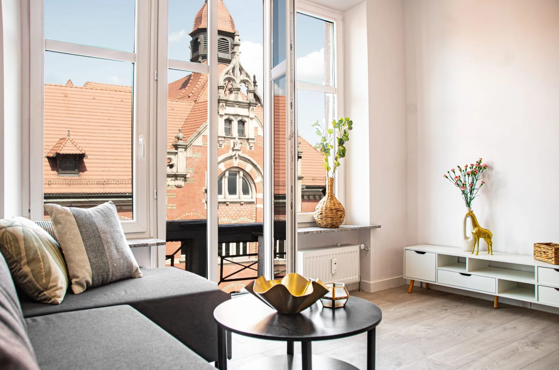 Mieszkanie z balkonem w TOPOWEJ lokalizacji. Gotowe do zamieszkania!